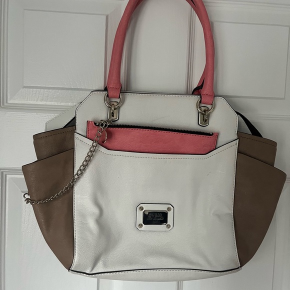 GUESS Shoulder Bag - Picture 1 of 12
